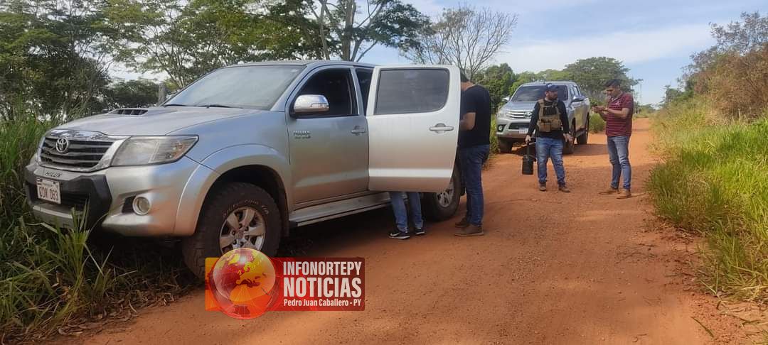 Abandonan en camino vecinal de  Cerro Memby camioneta robada en Pedro Juan