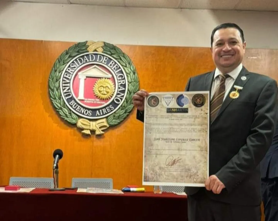 Magistrado Pedrojuanino Recibe Doctorado Honoris Causa y Premio Nobel de la Paz