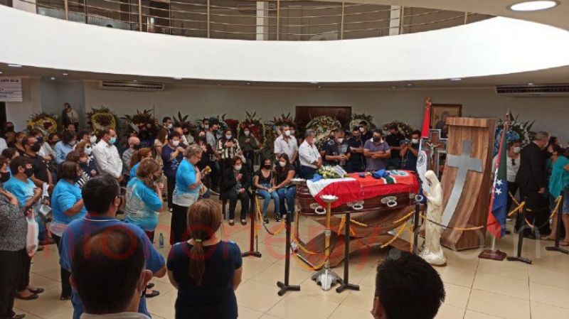 Una multitud despidió al diputado Robert Acevedo