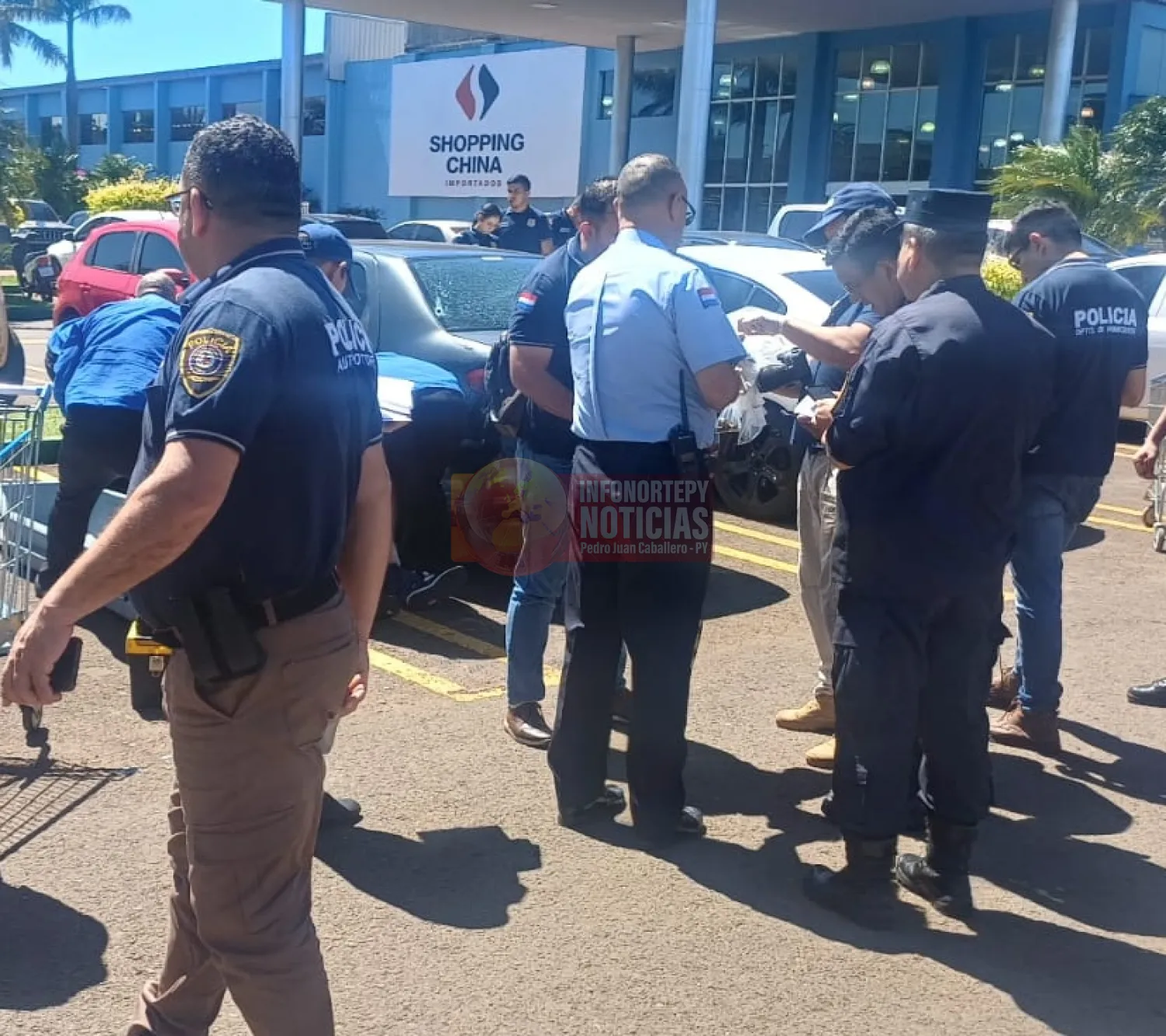 Sicariato en el Shopping China: sobreviviente fue trasladado al Brasil en estado grave
