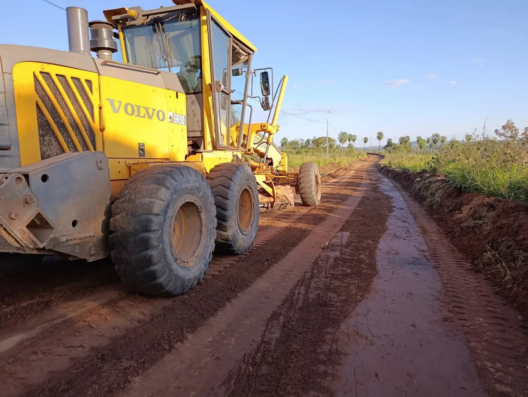Municipalidad de Zanja Pytã realiza trabajos de mantenimiento vial en Comunidad Indígena