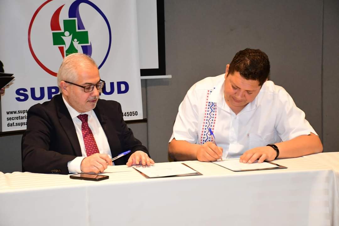 Gobernador firmó convenio de cooperación con la Superintendencia de la salud