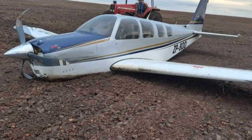 Avioneta sufre aterrizaje forzoso y cuatro ocupantes salen ilesos en Curuguaty