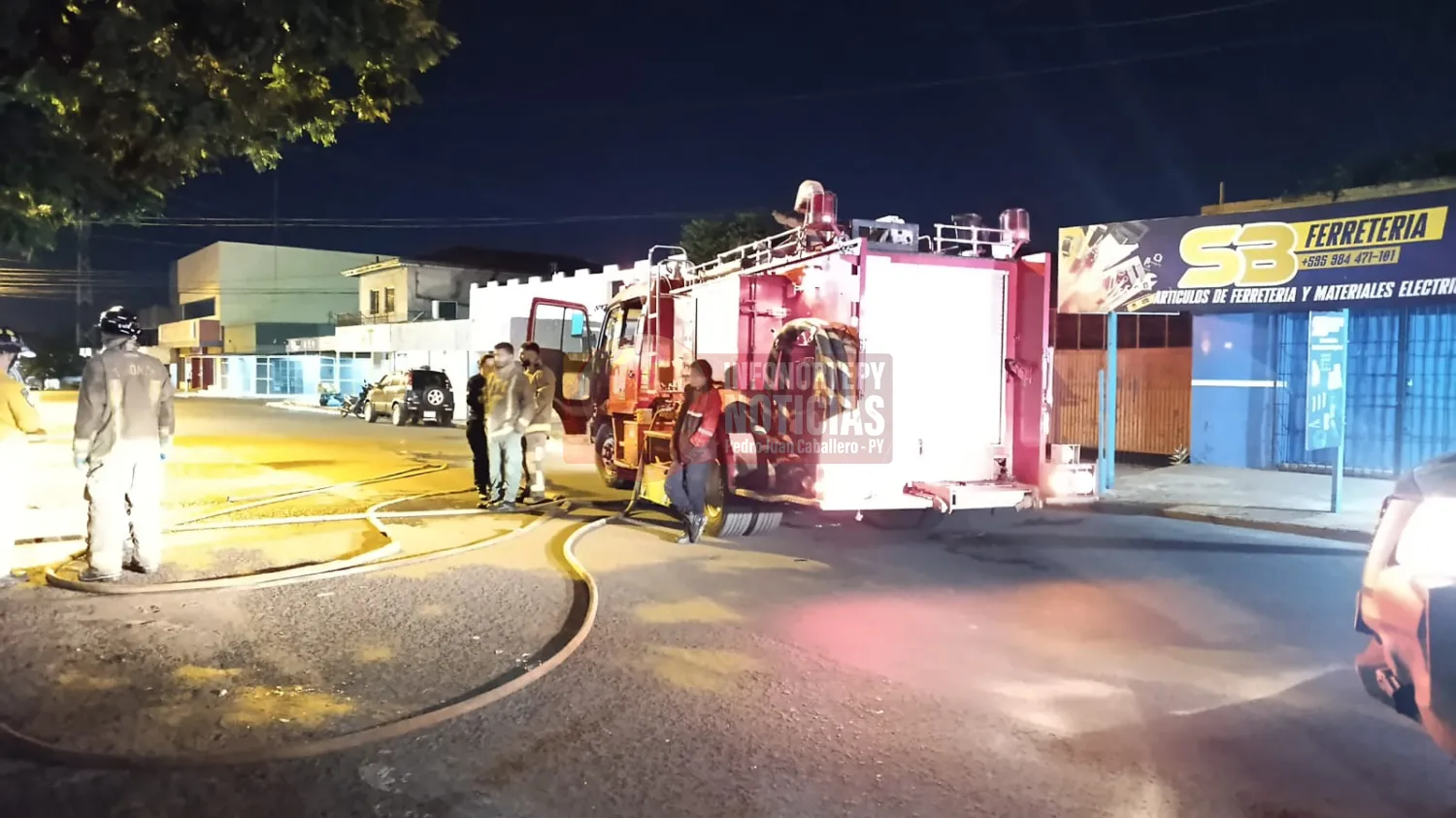 Incendio parcial afectó depósito utilizado como garaje en Pedro Juan