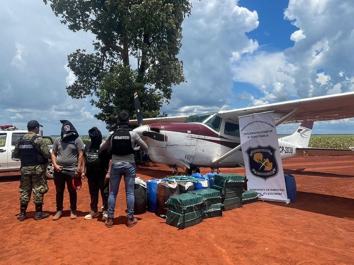 Incautan avioneta boliviana en Hernandarias