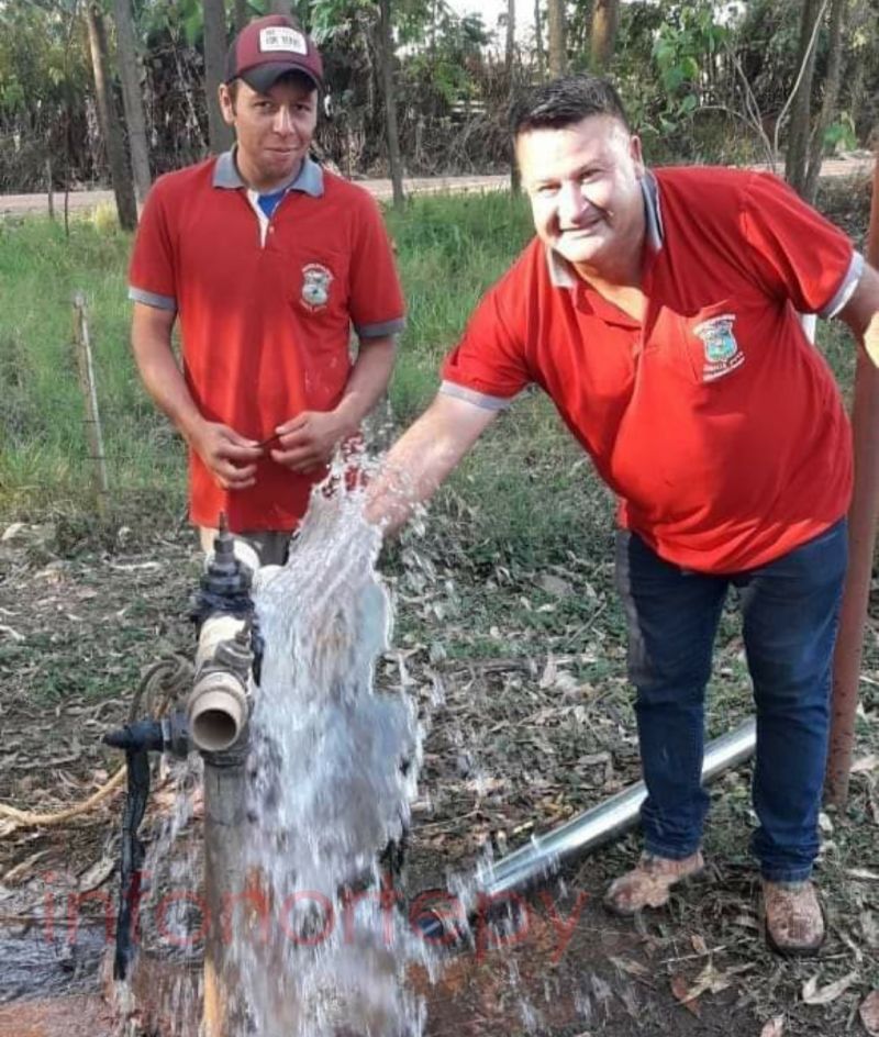 Pobladores de Zanja Pyta reclaman falta de agua.