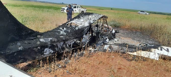Hallan una avioneta incinerada en una estancia en Canindeyú