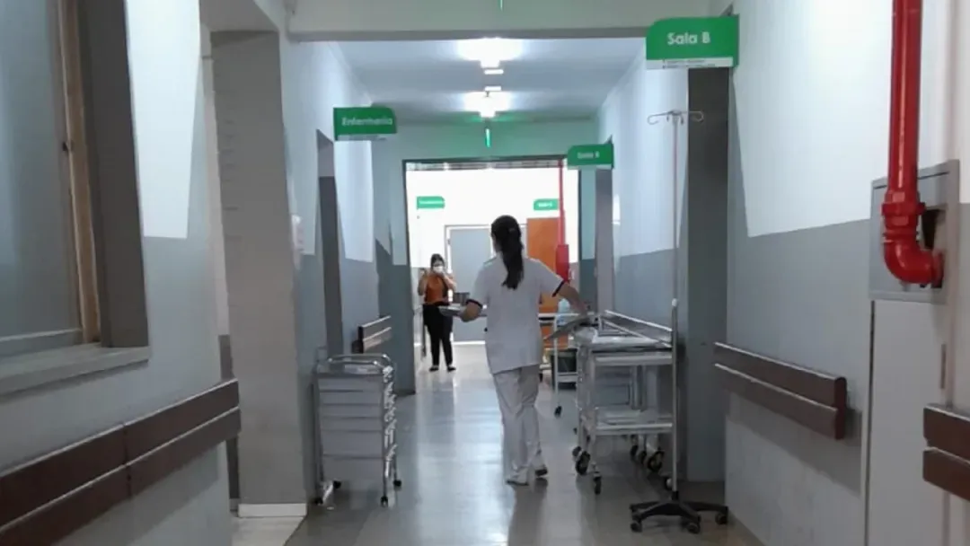 Hombre sufre fractura de miembro en accidente doméstico y se recupera tras cirugía en Pedro Juan