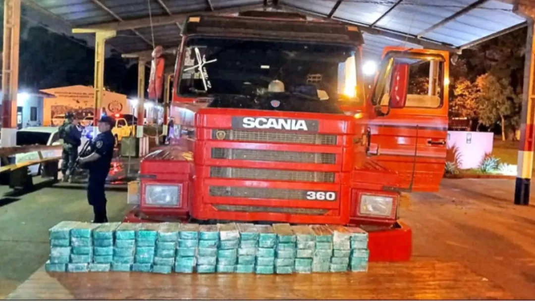 Camionero Pedrojuanino fue detenido con 80 kilos de pasta base de cocaína