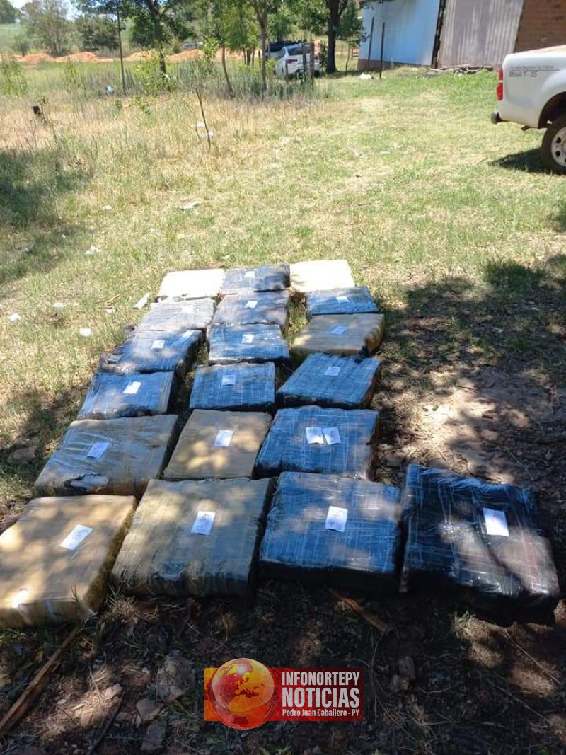Policía detiene a tres hombres y se incauta de casi 350 kg de marihuana en Hipódromo