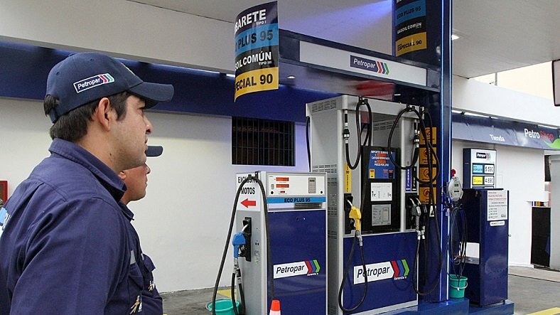 En medio de polémica, Petropar vuelve a subir G. 300 el diésel común