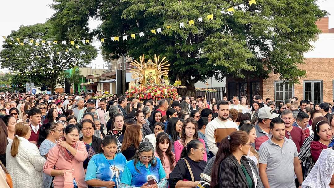 Feligreses de Pedro Juan salen a las calles para honrar a la Virgen del Perpetuo Socorro