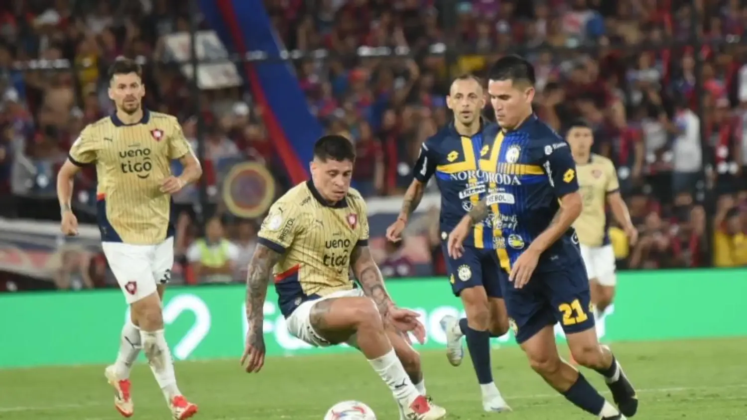 Cerro Porteño empata con Trinidense, pero lidera en solitario por la derrota de Guaraní