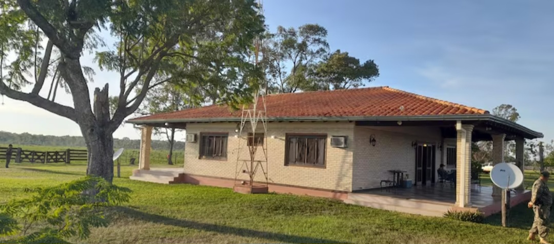 Roban vehículos, notebooks, dinero y hasta víveres de estancia en Paso Barreto