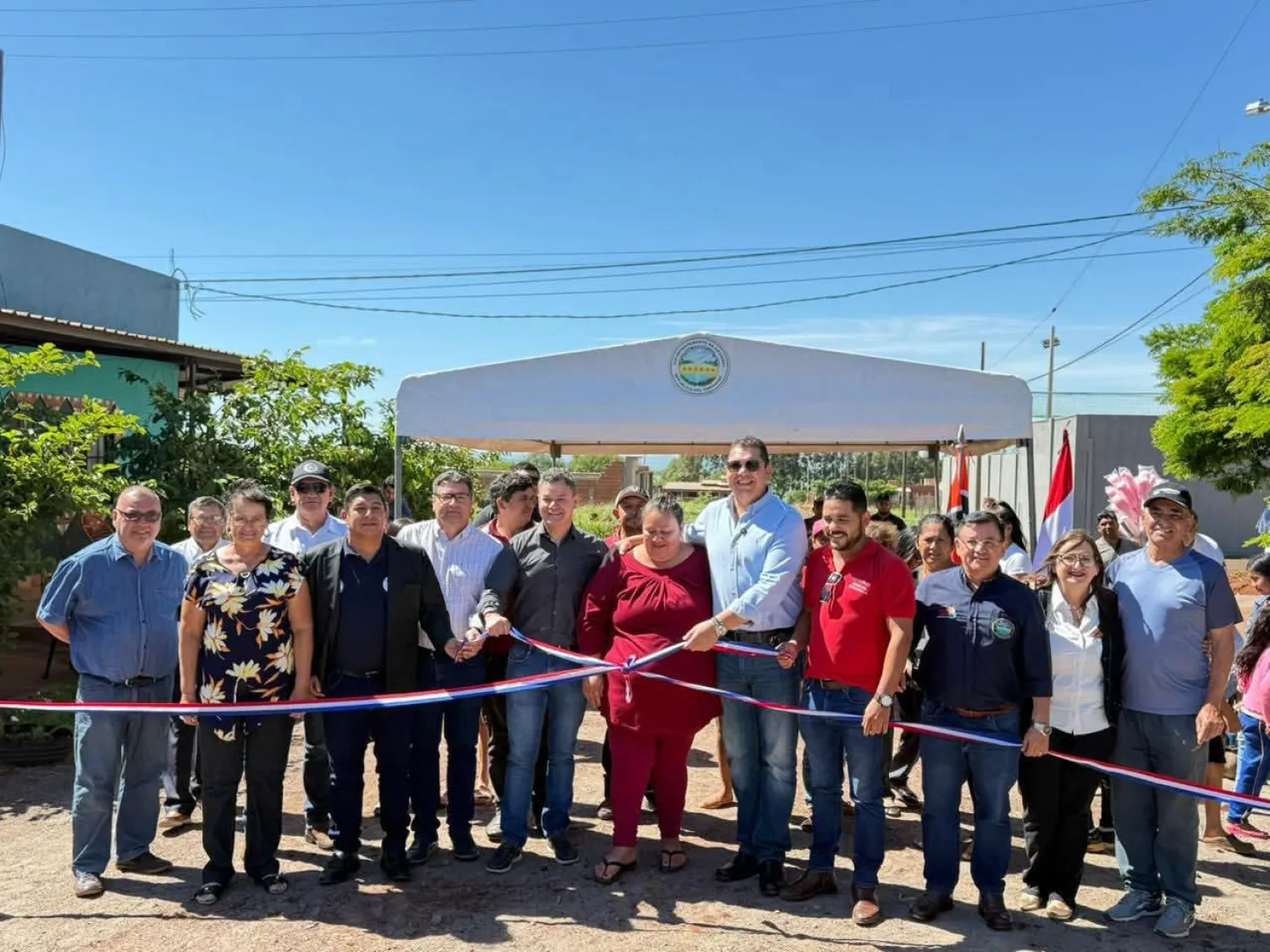 Gobernador de Amambay inauguró calle empedrada en Villa San Pedro de Pedro Juan
