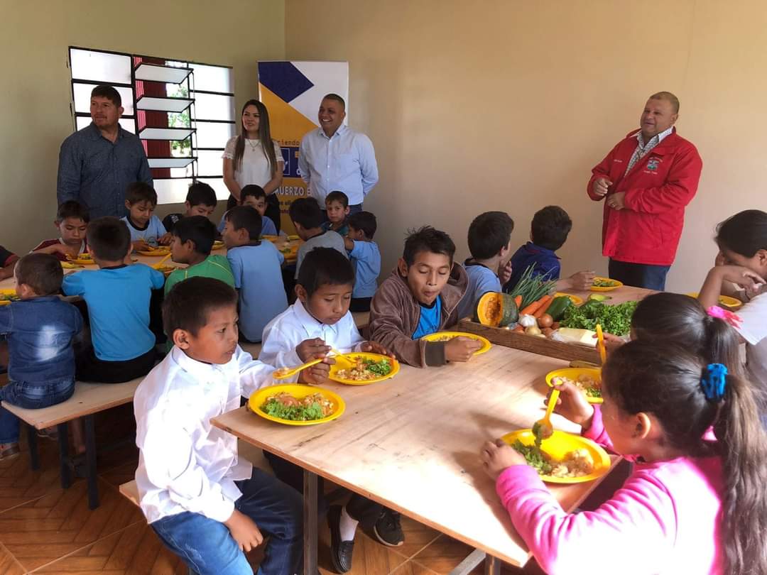 Municipalidad de Zanja Pyta inició almuerzo escolar en zona rural