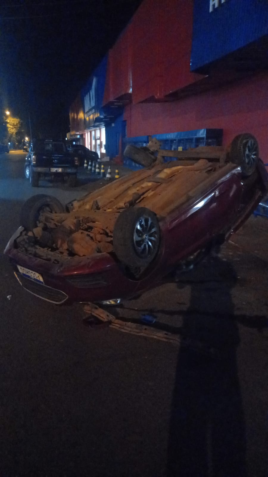 Brasileños ebrios protagonizaron aparatoso accidente en Pedro Juan