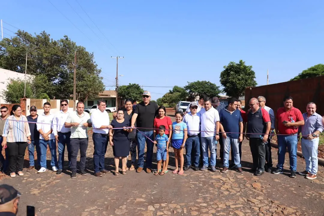 Gobernador de Amambay inaugura empedrado en la Fracción Amistad II de Pedro Juan
