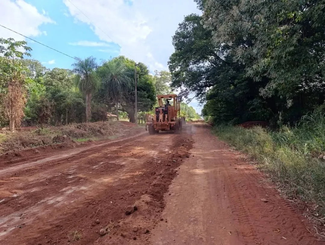 Reparan camino a Potrero Sur con trabajo conjunto