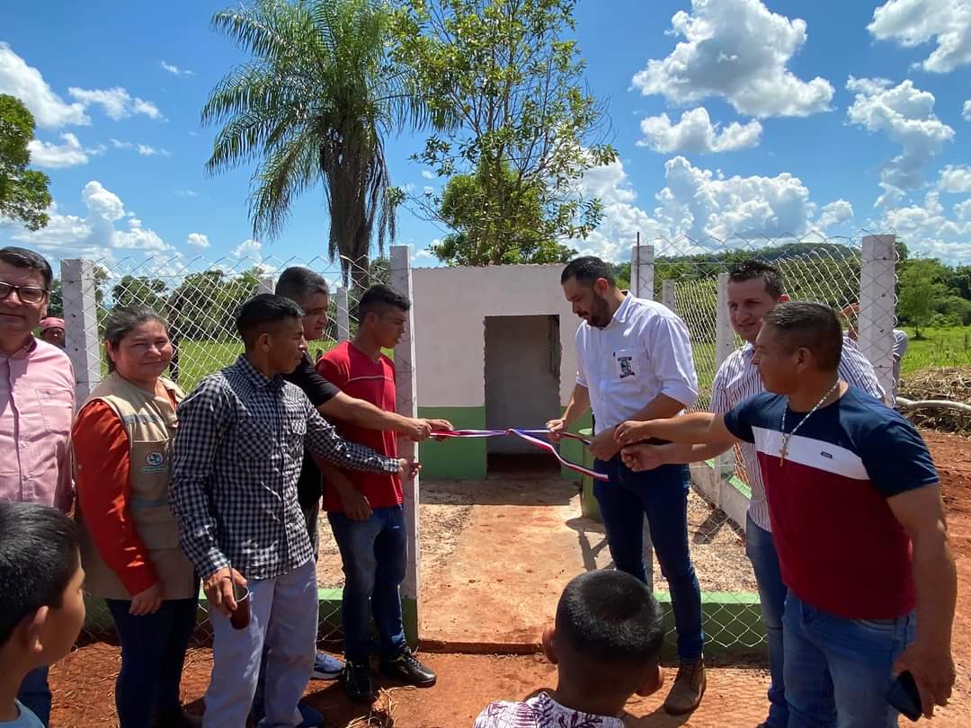 Agua potable y viviendas sociales a comunidades indígenas de Cerro Corá