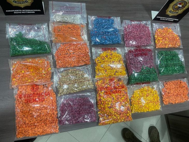 Senad incauta casi 12.000 pastillas de éxtasis en el aeropuerto Silvio Pettirossi