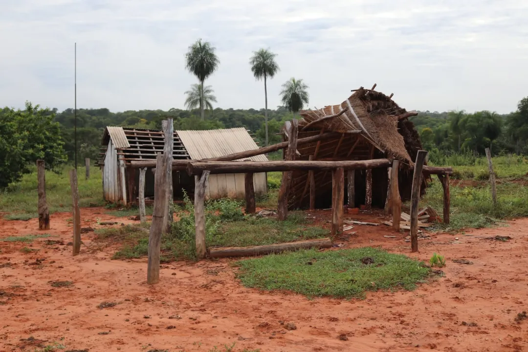 Allanan tierras reclamadas por comunidad indígena en Cerro Corá