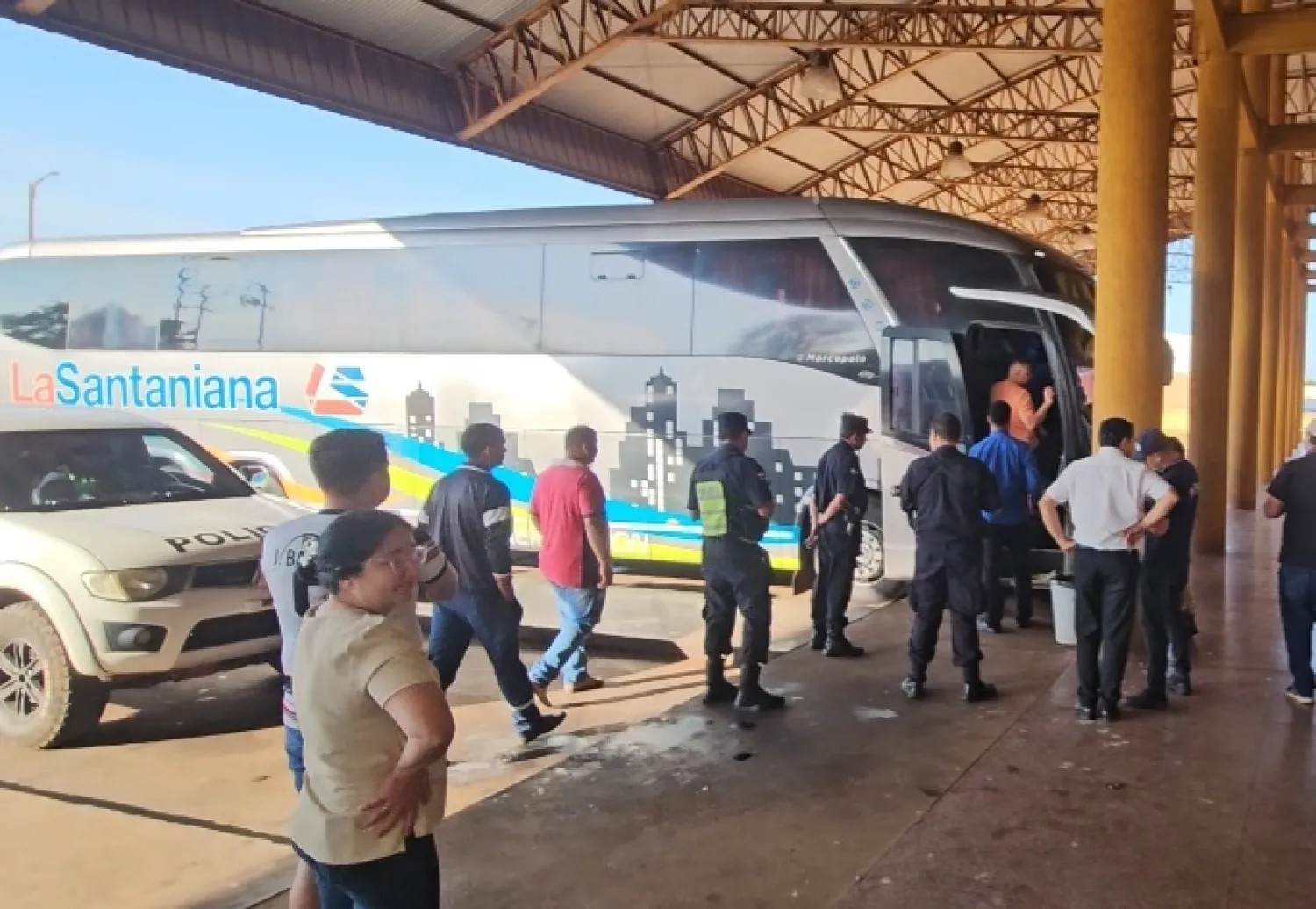 Un pasajero muere a bordo de un bus en Pedro Juan