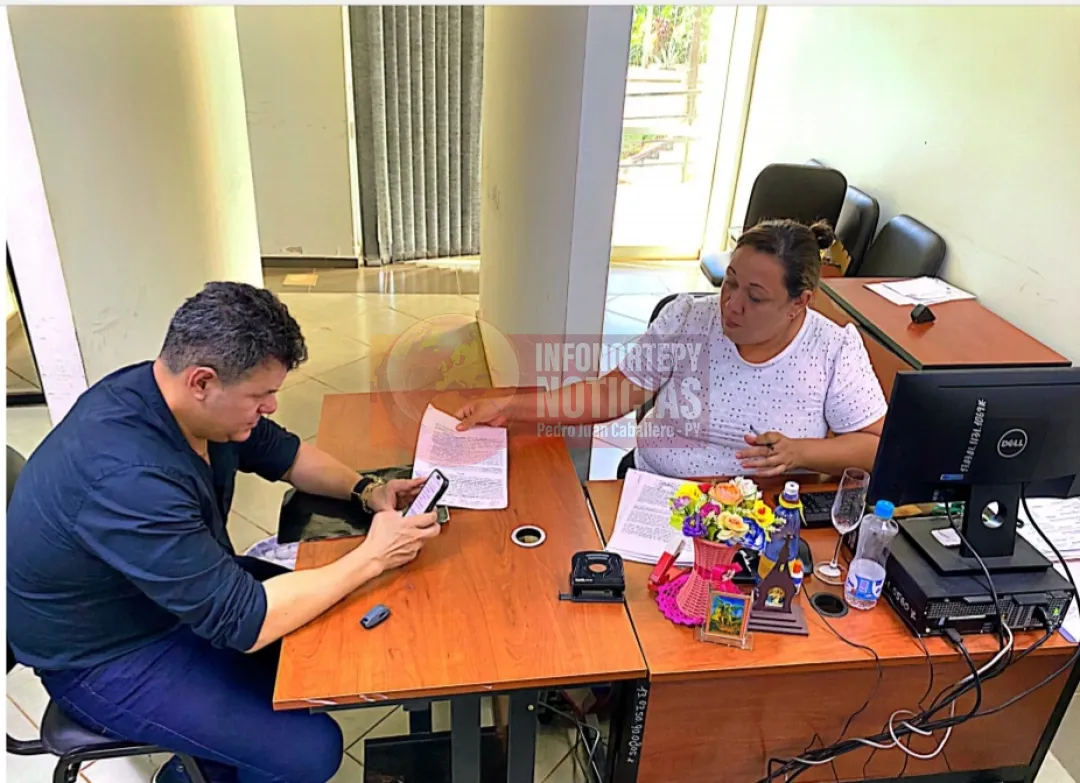 Denuncian a Actuario Electoral de PJC por supuesta coacción, extorsión y estafa.