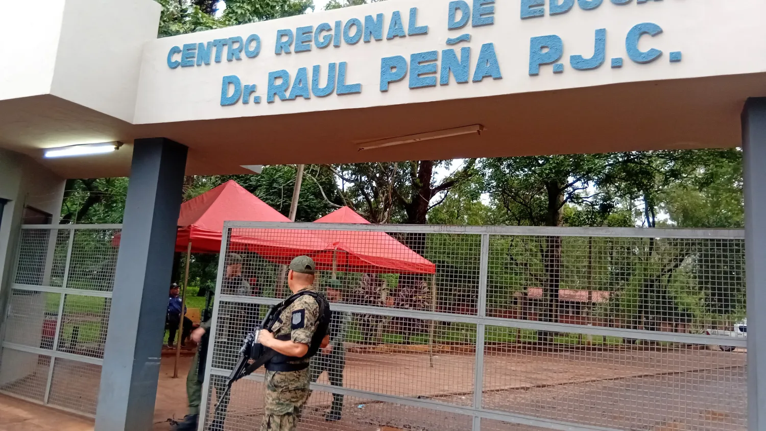 Amenaza de bomba obliga a evacuar el Centro Regional de Educación de Pedro Juan