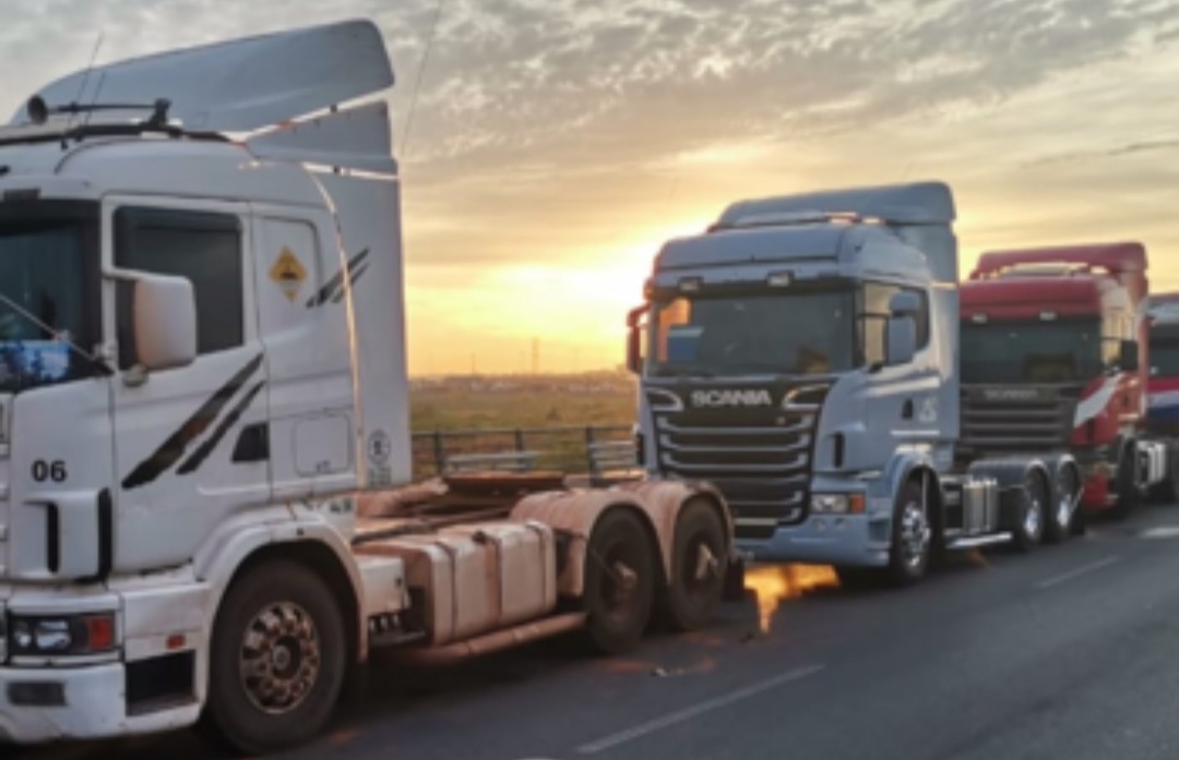 Desde hoy rige la carta de flete para transporte terrestre para carga de granos y aceites vegetales