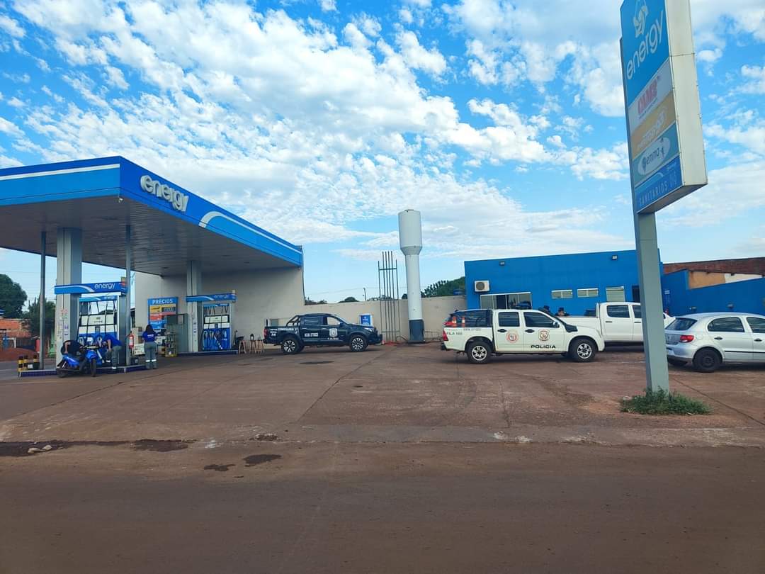 Allanan estación de servicios de Pedro Juan por denuncia de faltante de combustible