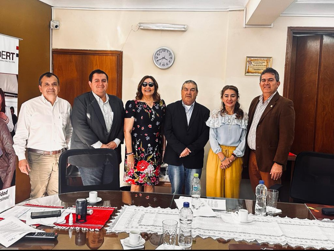Diputado Lalo Gomes encabeza reunión con autoridades del INDERT.