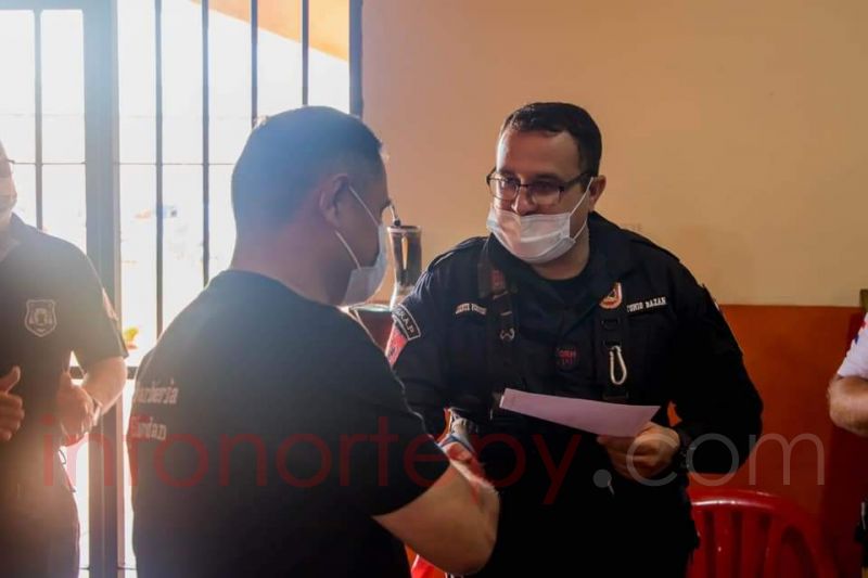 Egresaron nuevos peluqueros en la cárcel de Pedro Juan
