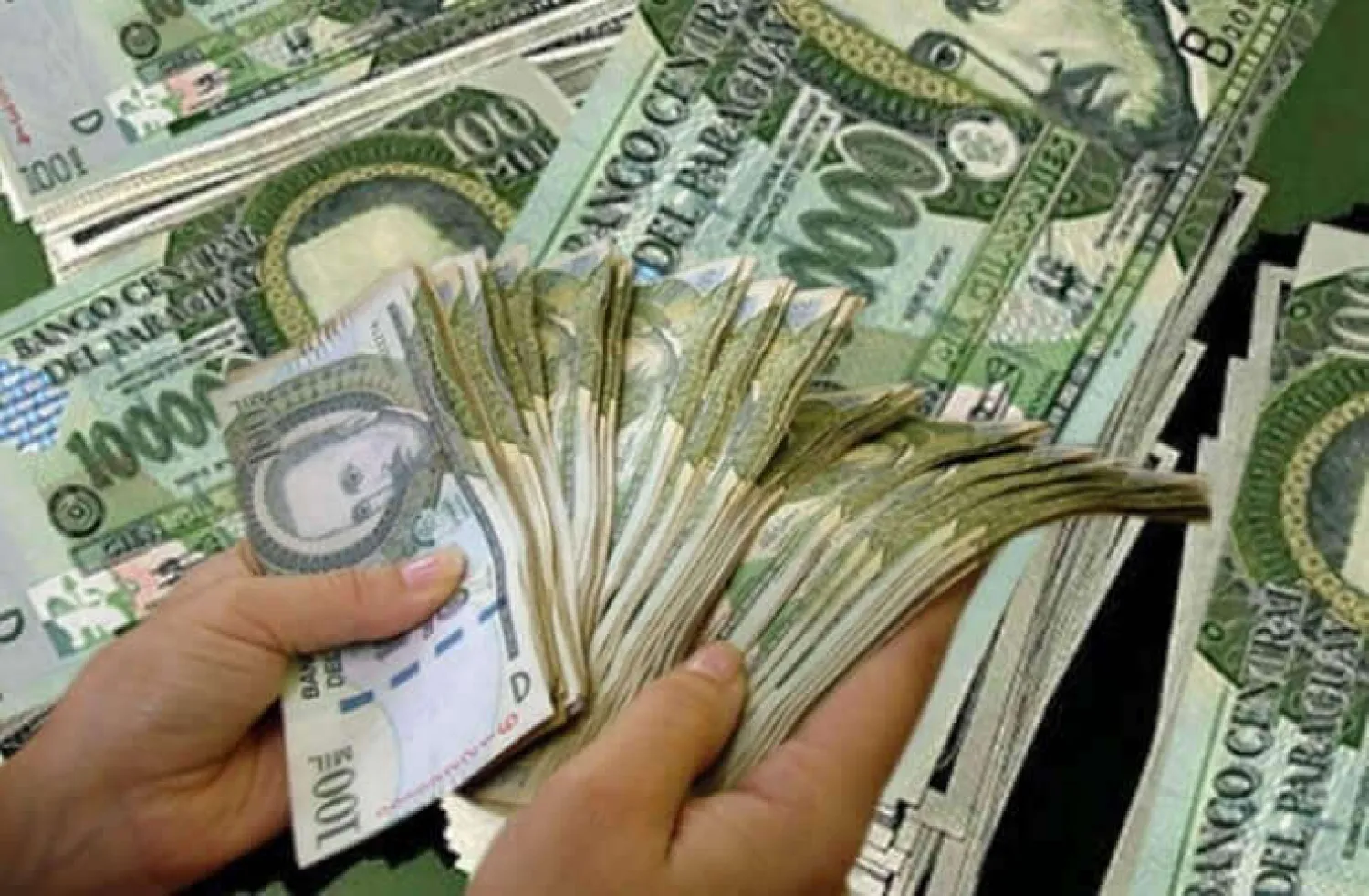Incautan del poder de un brasileño más de G. 102 millones durante control en Yvype