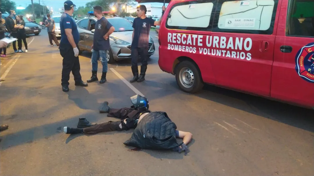 Motociclista fallece tras ser arrastrado por un camión en Pedro Juan