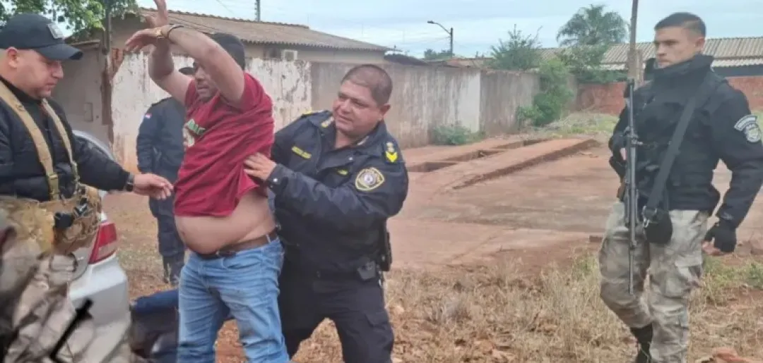 Intensa persecución en Pedro Juan termina con un detenido y vehículo incautado
