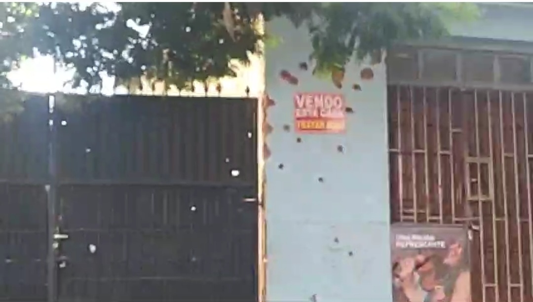 Con disparos de fusil atacaron una casa en Pedro Juan