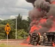 Camión cisterna vuelca y se incendia sobre ruta PY02 en Caacupé