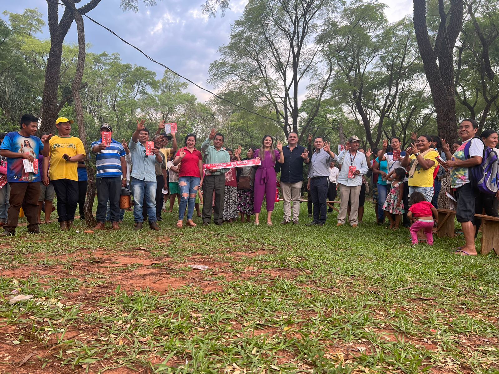 Gladiz González intensifica su campaña para Concejal Departamental