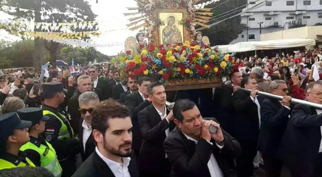 Multitud rinde tributo a Perpetuo Socorro, patrona de Pedro Juan