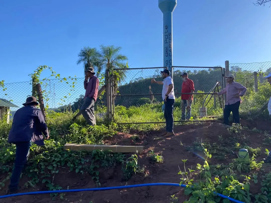 Intendente de Cerro Corá resuelve problema de agua potable en la Colonia María Auxiliadora