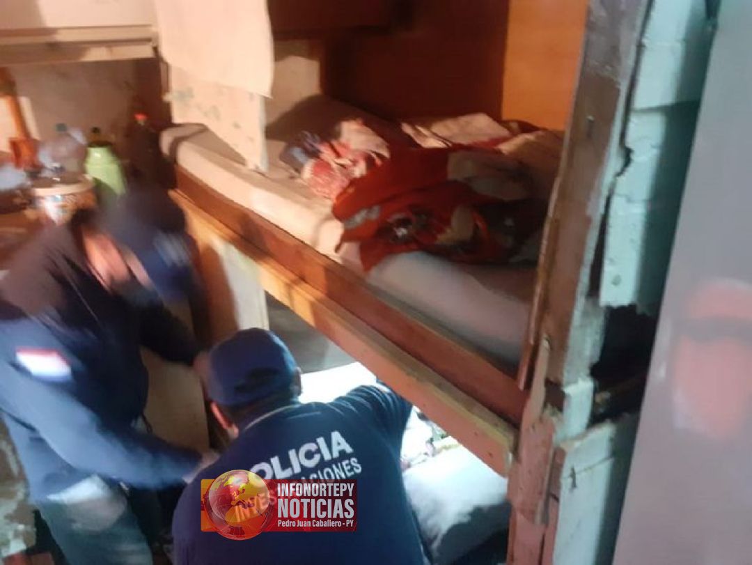 CDE: Allanan celda en busca de pistas sobre doble homicidio