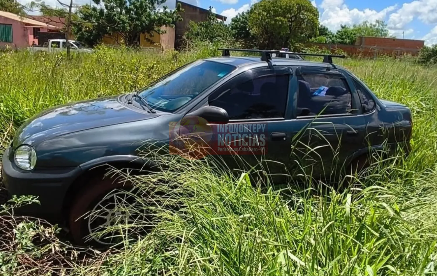 Hallan vehículo robado a pareja asaltada en Pedro Juan