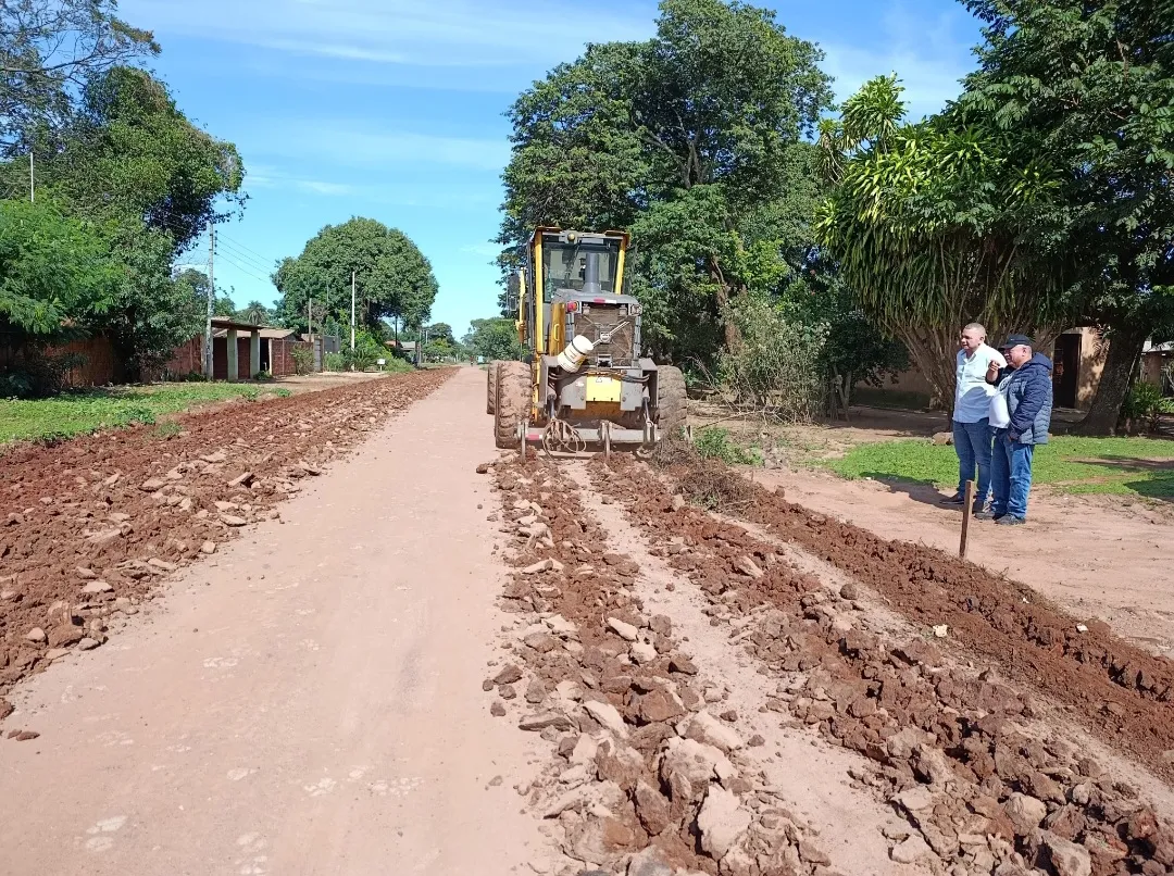 Zanja Pytã avanza con la construcción de más empedrado en el barrio Santísimo Redentor