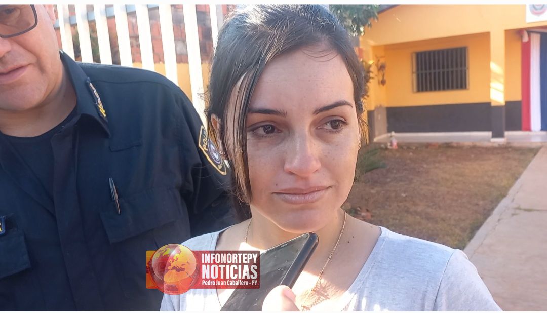 Mujer fue detenida por violencia doméstica contra su concubino y su hijo