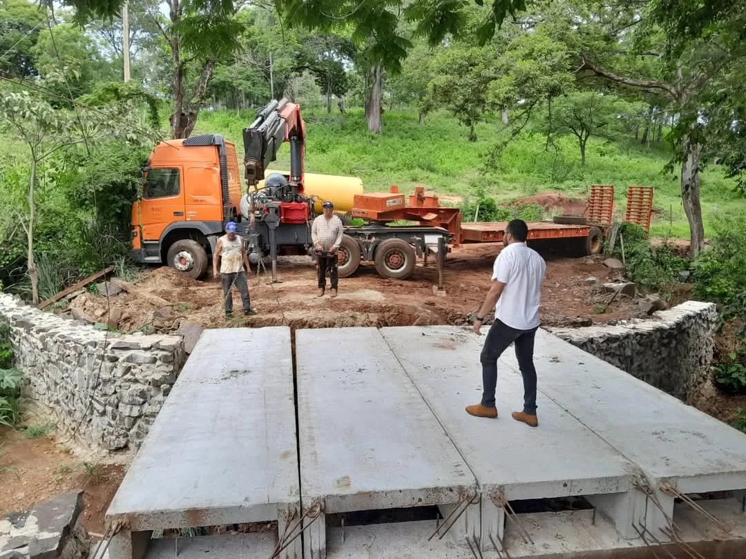 Avanza construcción de puente en Colonia Vista Alegre, trabajo conjunto con el MOPC