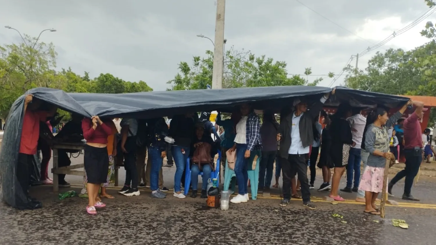 Indígenas Pai Tavyterã cierran en forma definitiva la ruta PY05 en Cruce Bella Vista