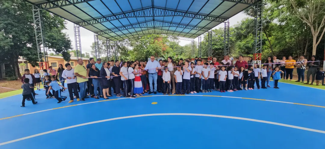 Fortuna Guazú celebra inauguración de nuevo Polideportivo Escolar
