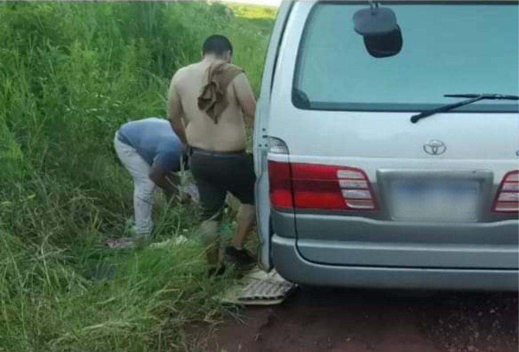 Malvivientes robaron y tomaron de rehén a una familia