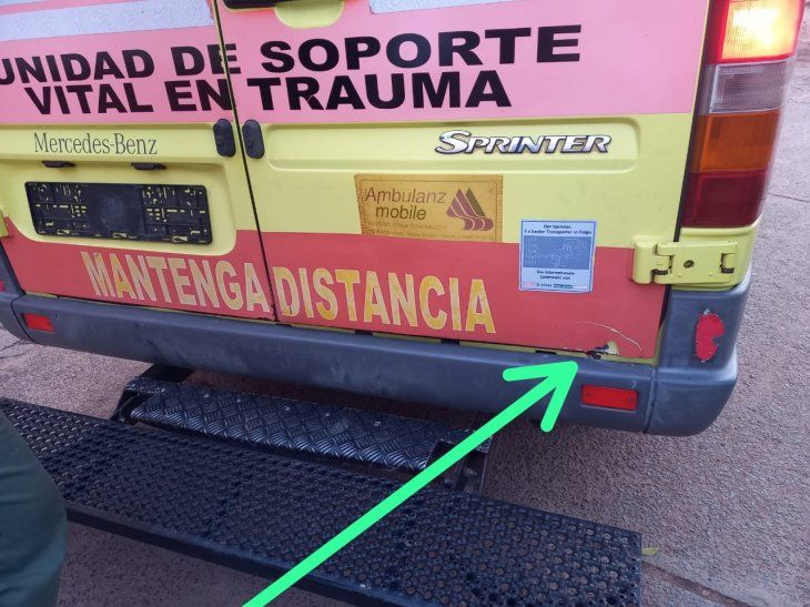 Sicarios balean ambulancia de bomberos que trasladaba a su víctima